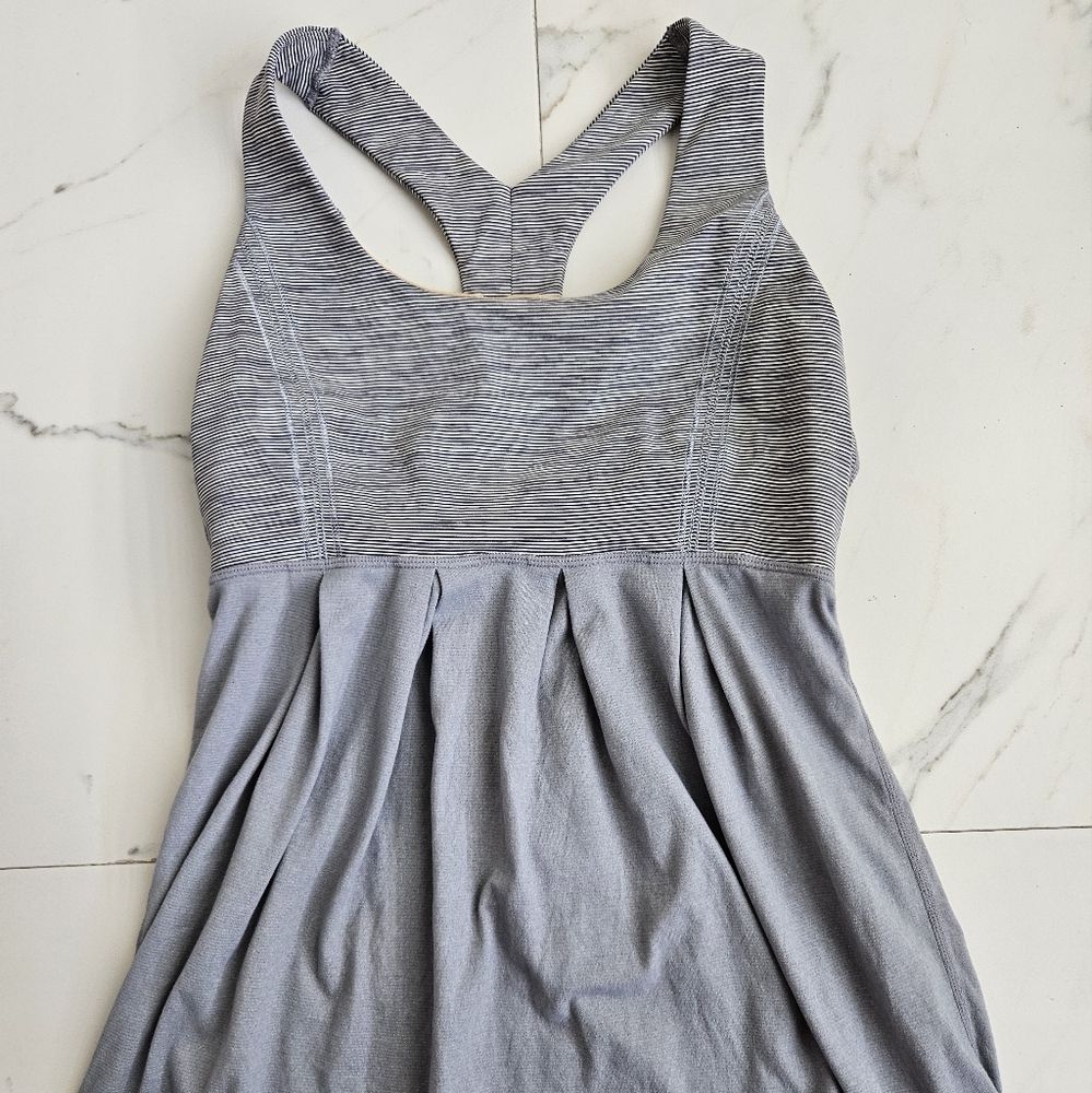 LULULEMON DRAWSTRING TANK SILVER GRAY SIZE 6